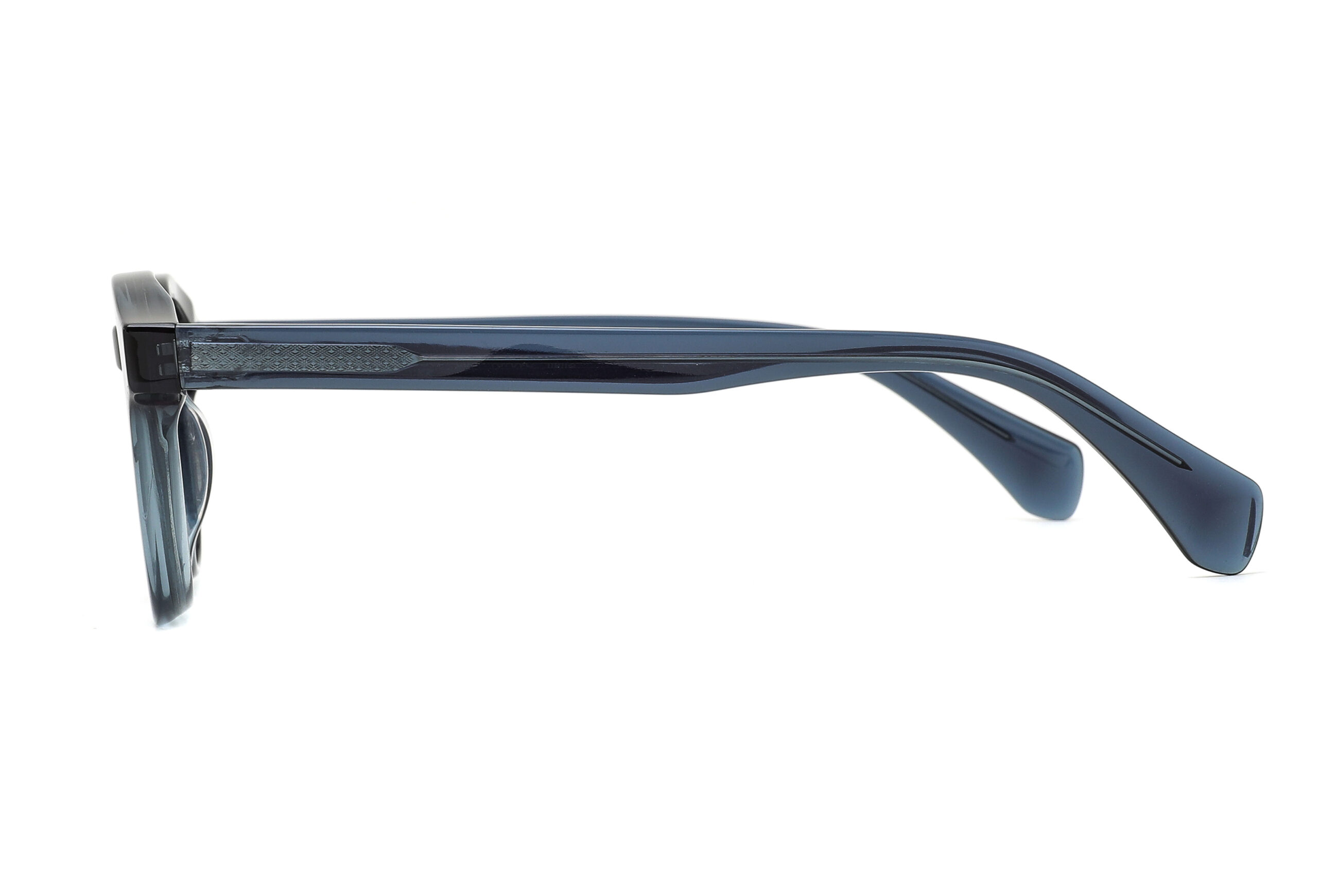 DV0181 C03 Trans Blue