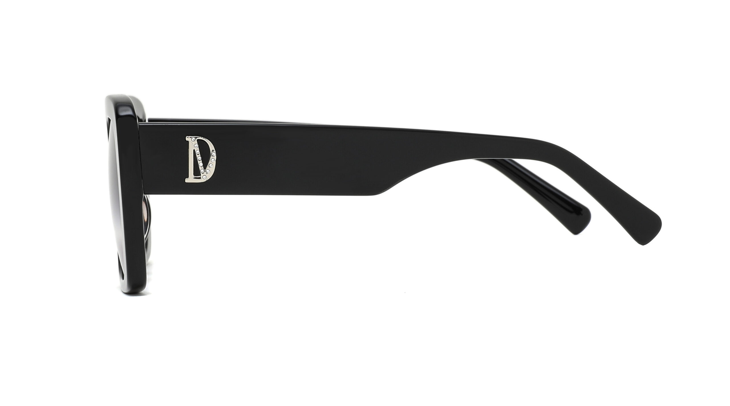 DV0157 C01 Black Sun